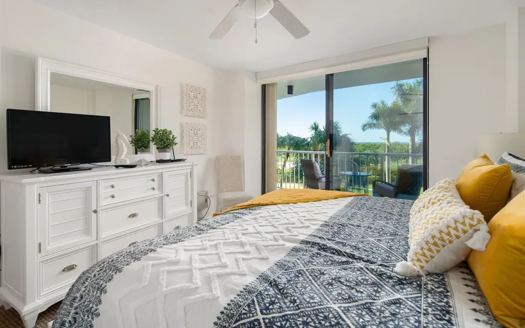 380 Seaview Court Marco Island FL 34145