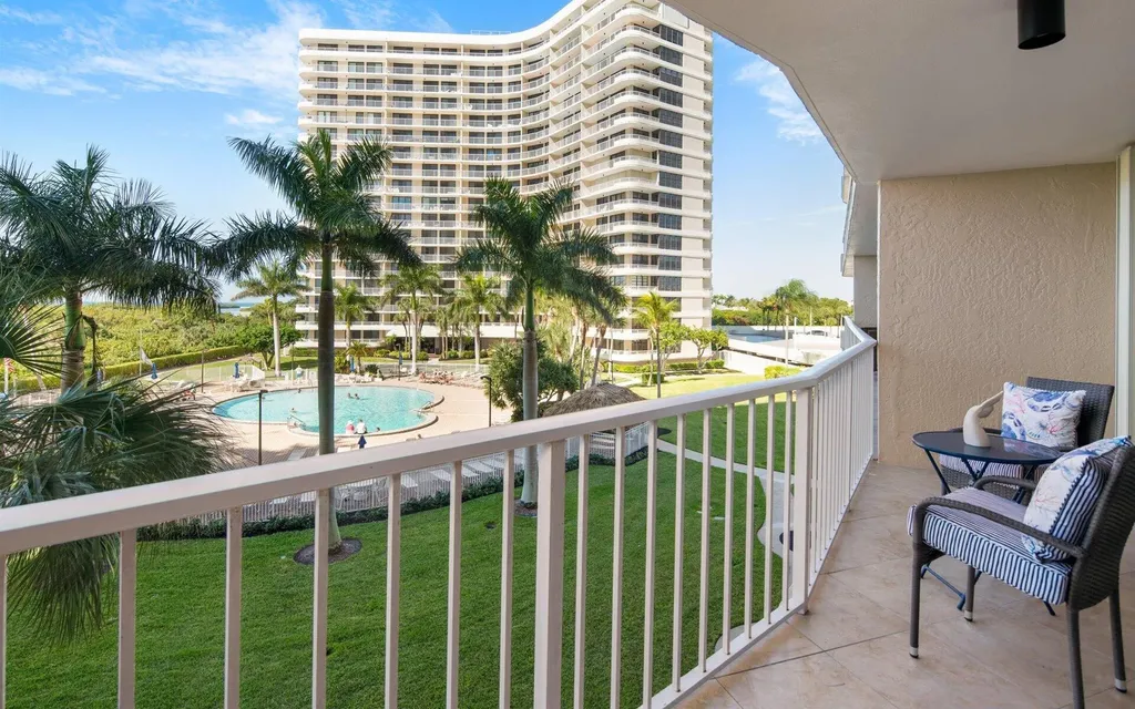 380 Seaview Court Marco Island FL 34145