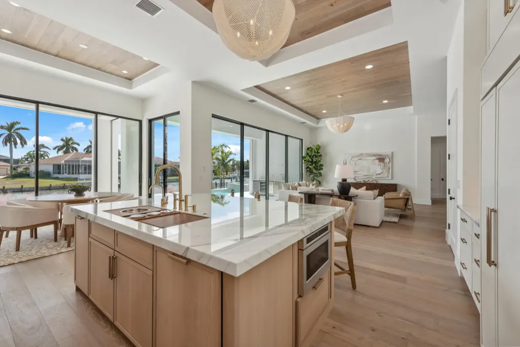 453 Parkhouse Court Marco Island FL 34145