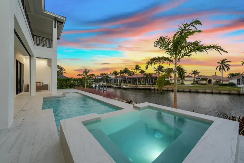 453 Parkhouse Court Marco Island FL 34145