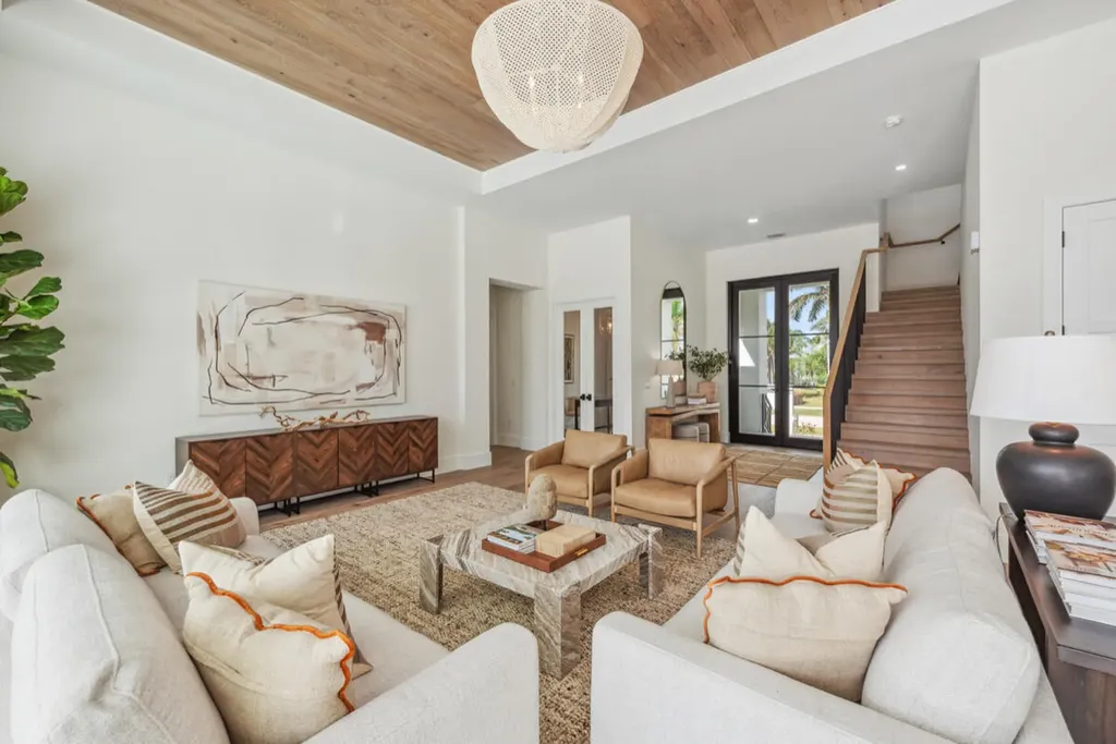 453 Parkhouse Court Marco Island FL 34145