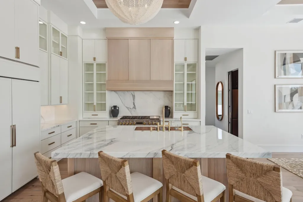 453 Parkhouse Court Marco Island FL 34145