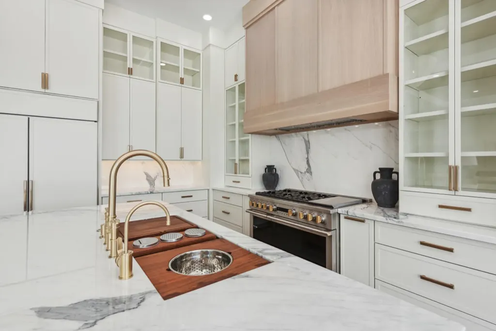 453 Parkhouse Court Marco Island FL 34145