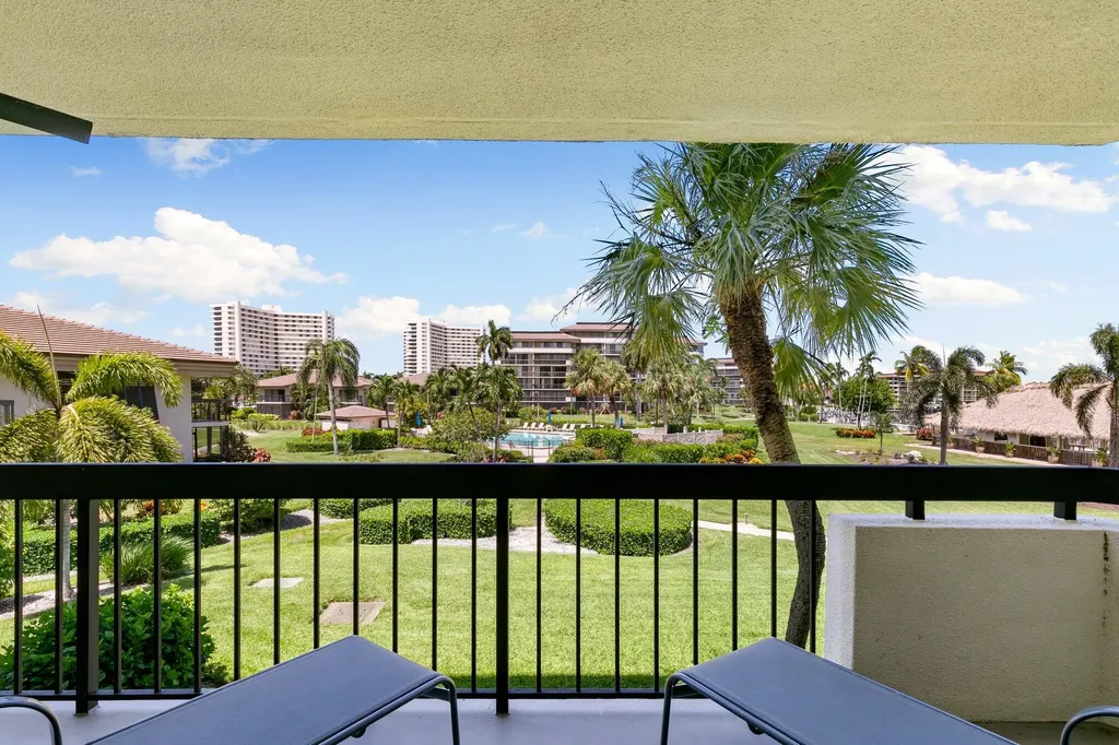 693 Seaview Court Marco Island FL 34145