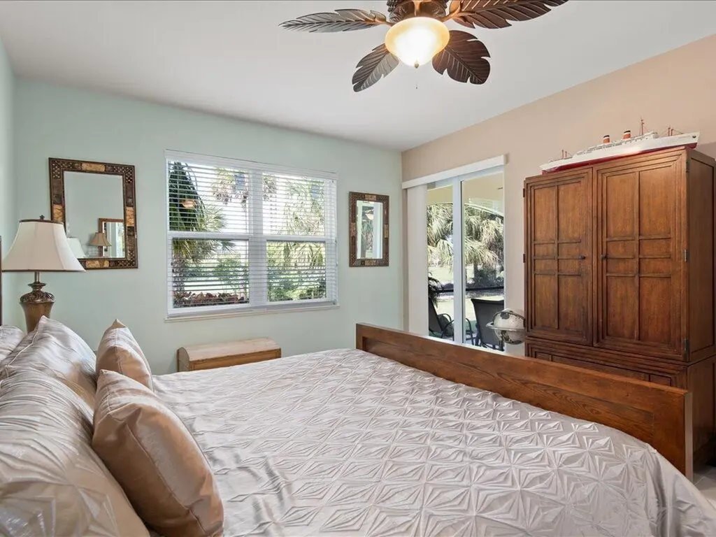 1277 Rialto Way Naples FL 34114