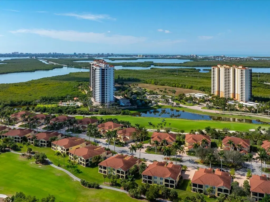 1277 Rialto Way Naples FL 34114