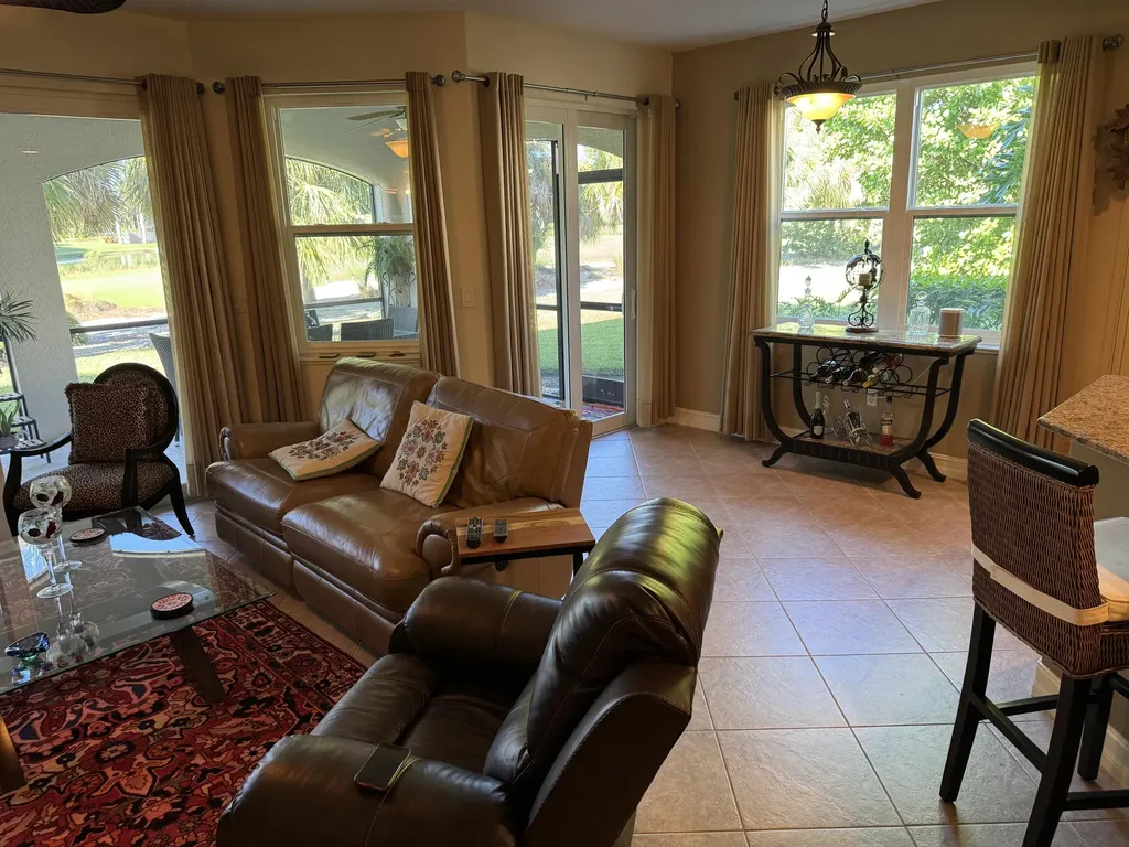 1277 Rialto Way Naples FL 34114