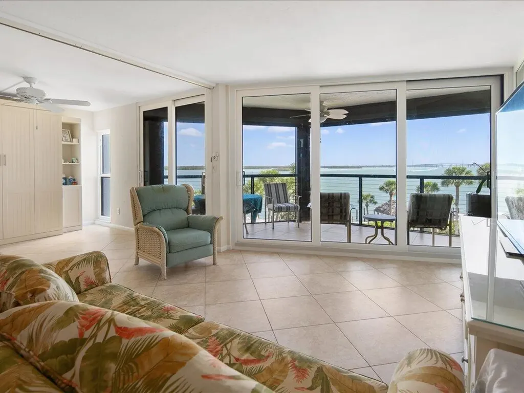 1085 Bald Eagle Drive Marco Island FL 34145