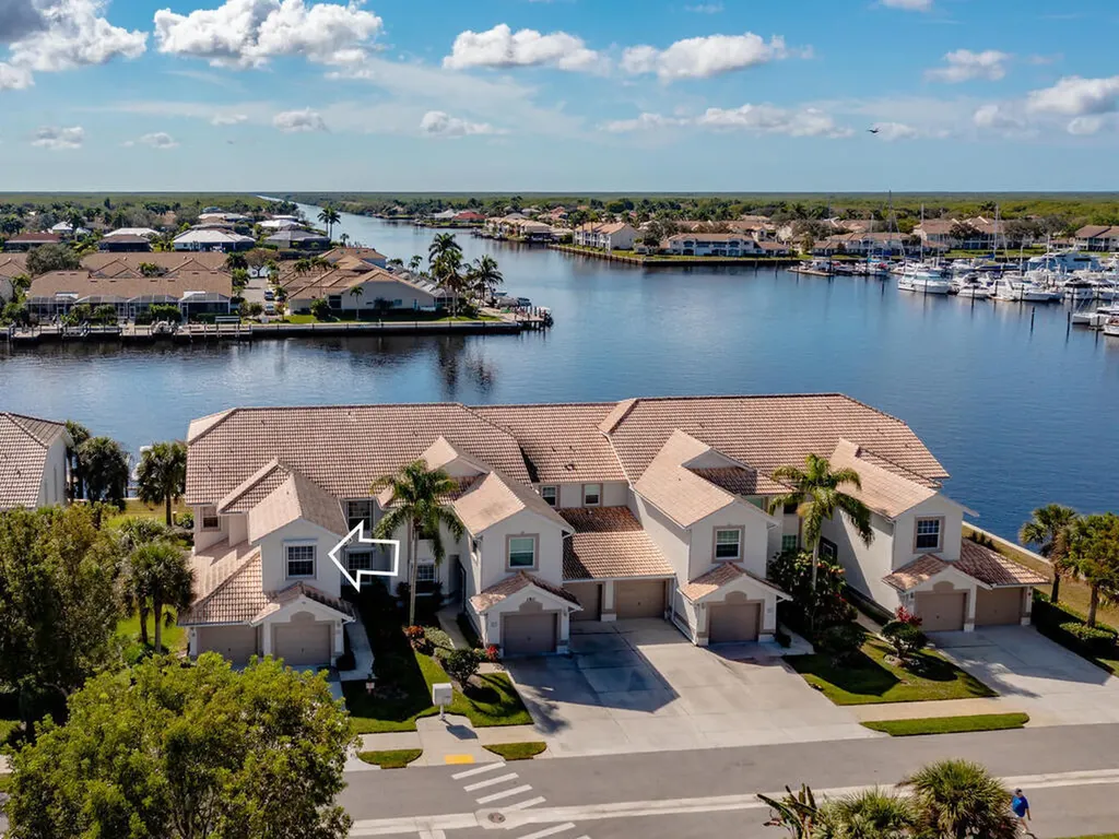 380 Stella Maris Drive N Naples FL 34114