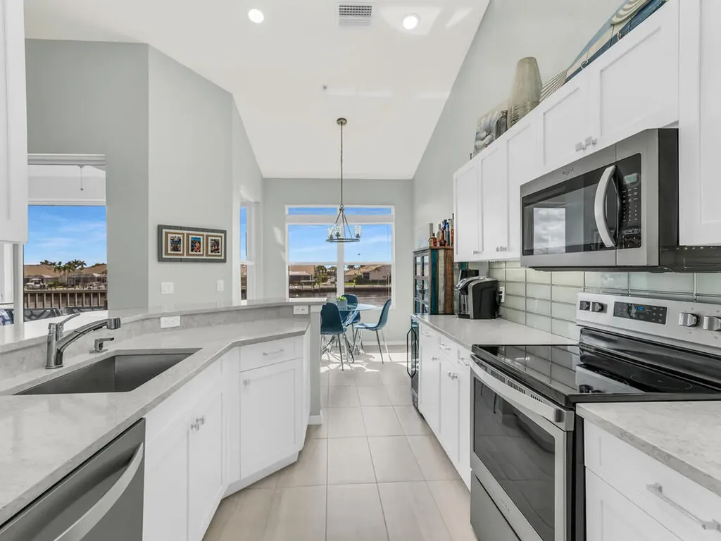 380 Stella Maris Drive N Naples FL 34114