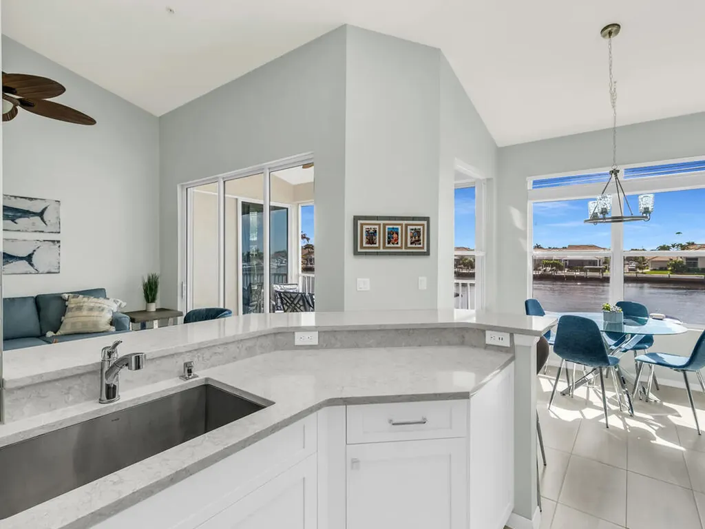 380 Stella Maris Drive N Naples FL 34114