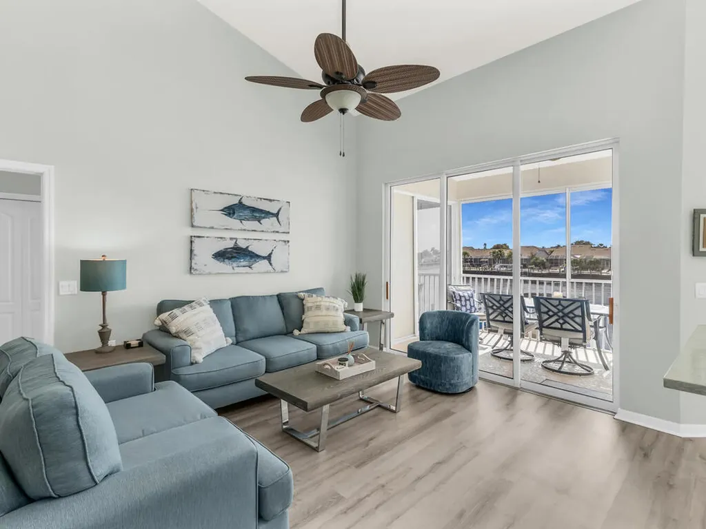 380 Stella Maris Drive N Naples FL 34114