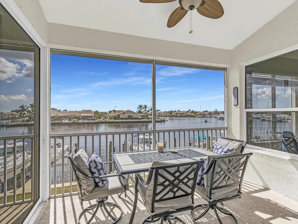 380 Stella Maris Drive N Naples FL 34114