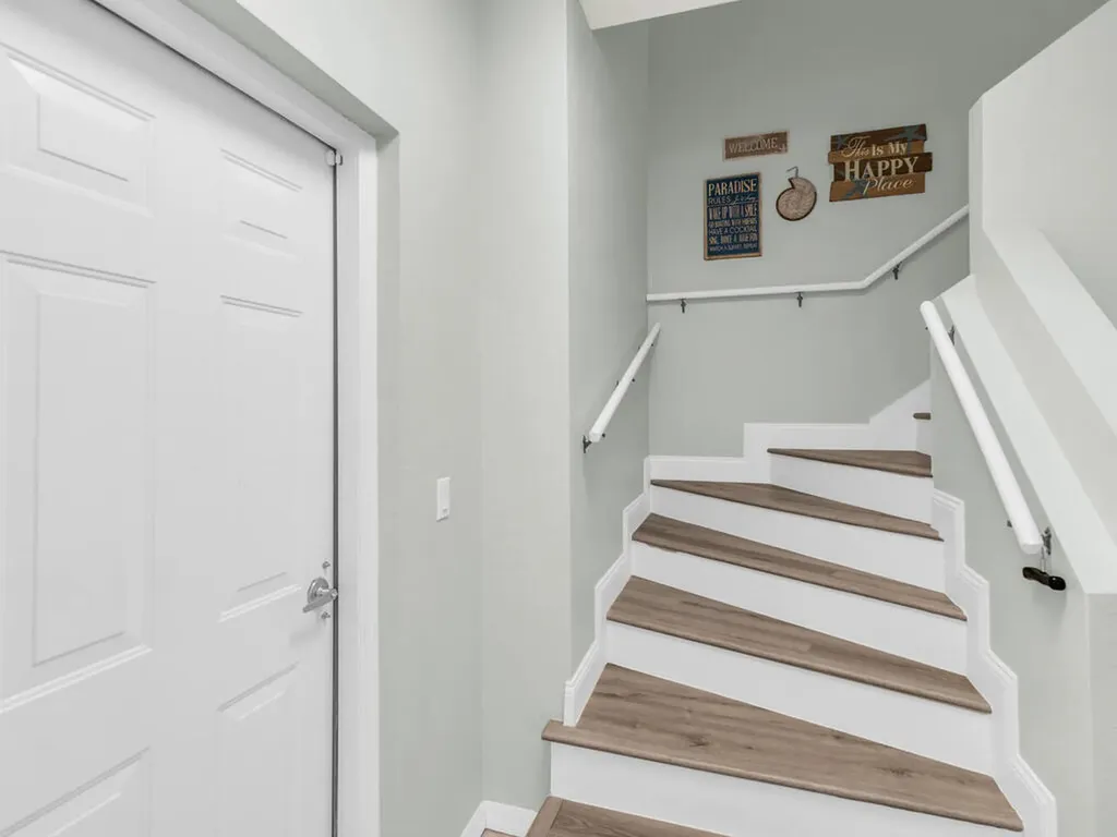 380 Stella Maris Drive N Naples FL 34114