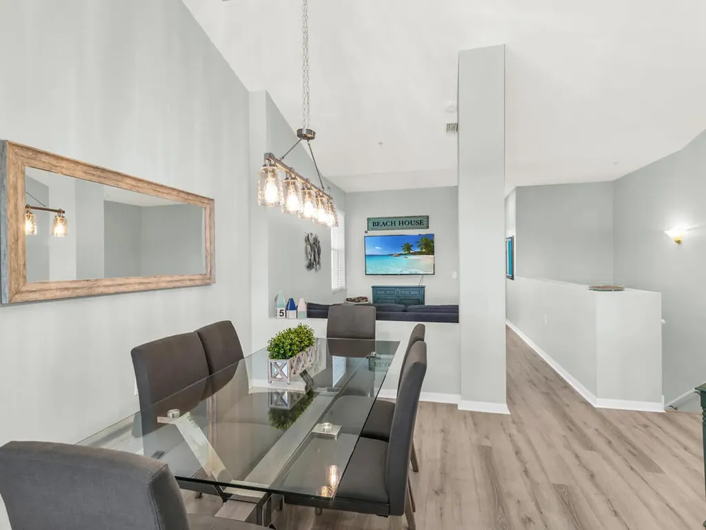 380 Stella Maris Drive N Naples FL 34114