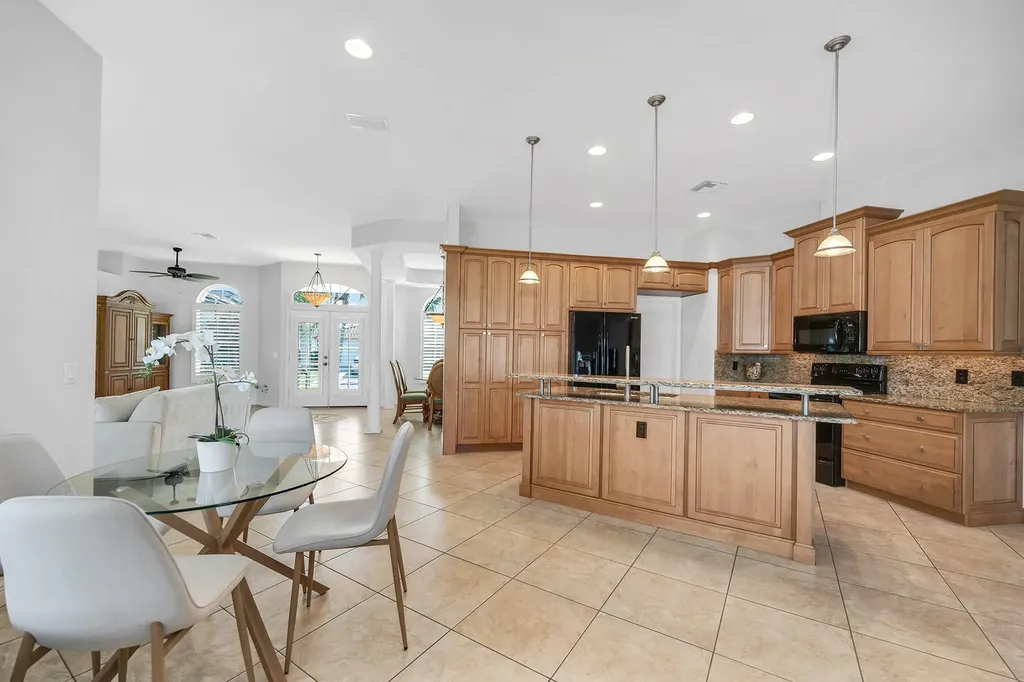 1610 Begonia Court Marco Island FL 34145