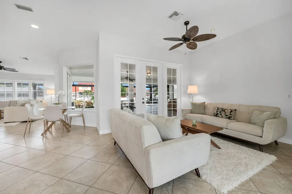 1610 Begonia Court Marco Island FL 34145