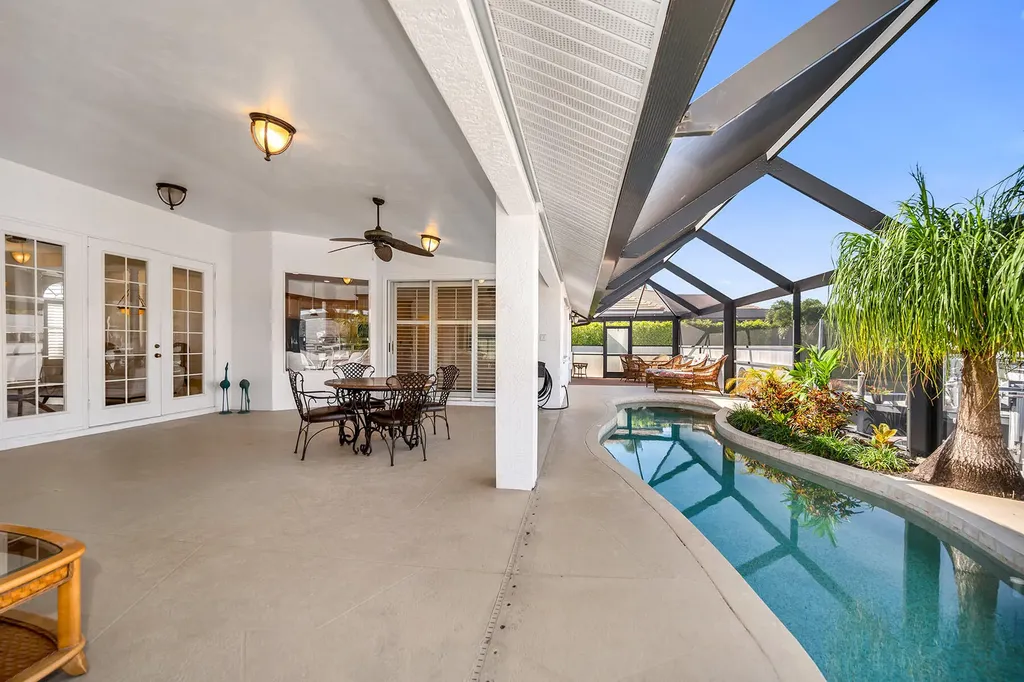 1610 Begonia Court Marco Island FL 34145