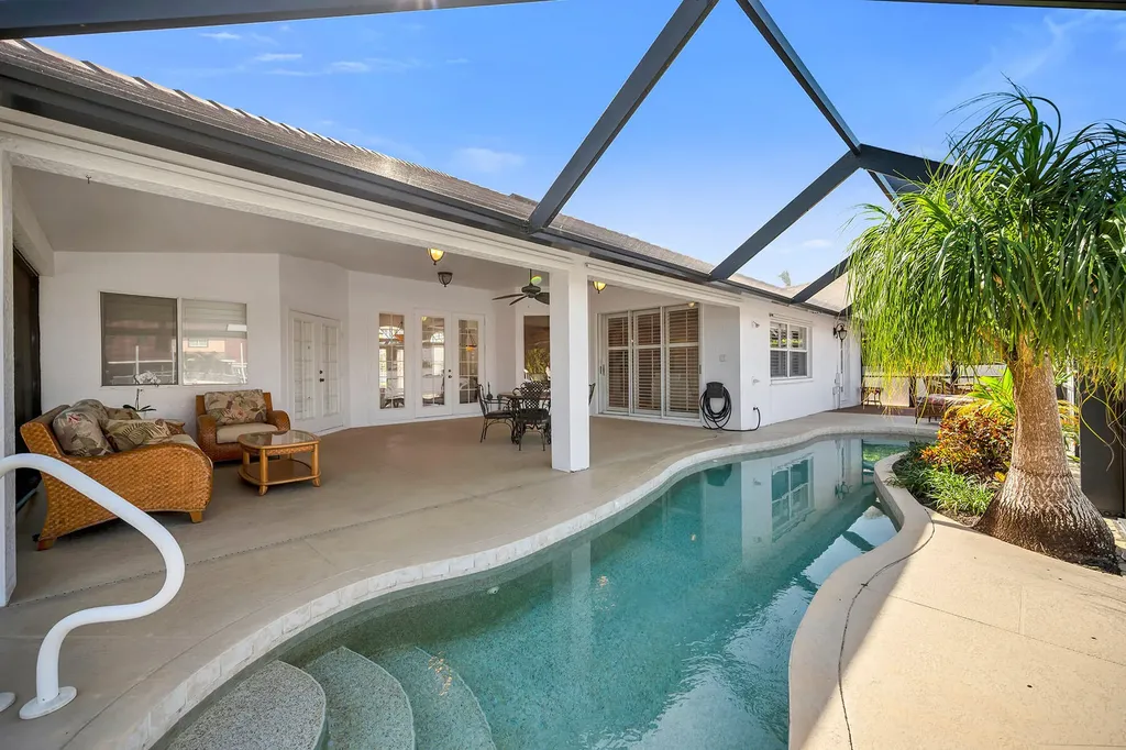 1610 Begonia Court Marco Island FL 34145