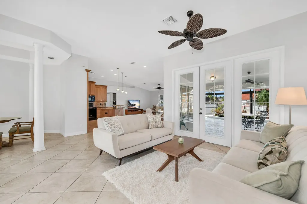 1610 Begonia Court Marco Island FL 34145