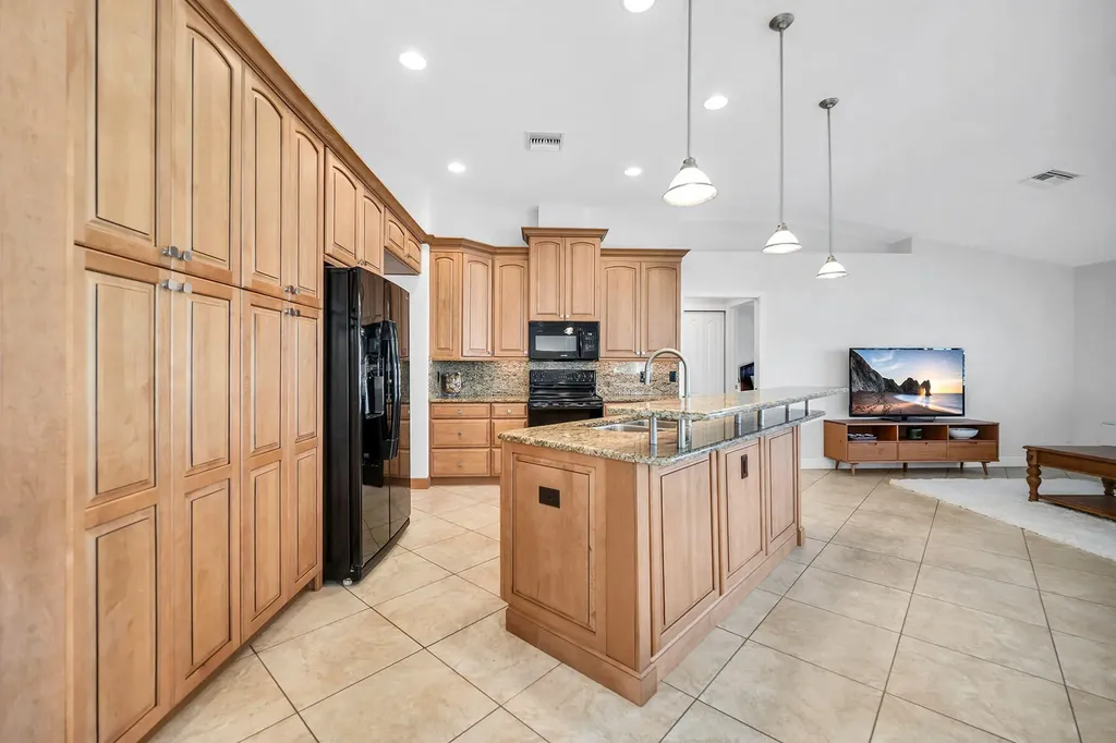 1610 Begonia Court Marco Island FL 34145