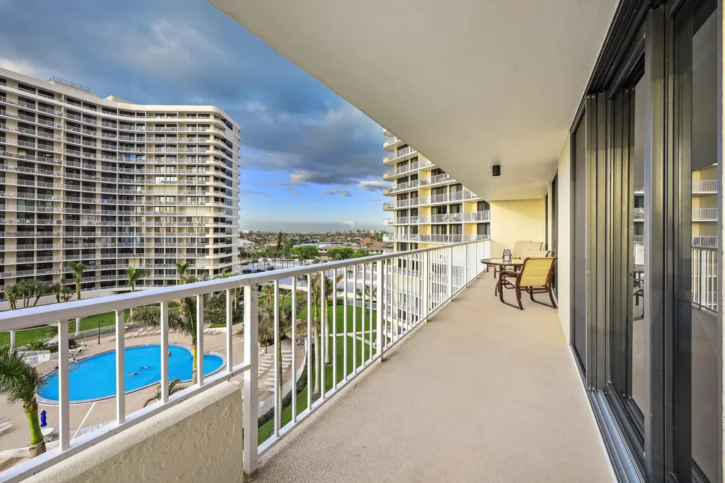 380 Seaview Marco Island FL 34145