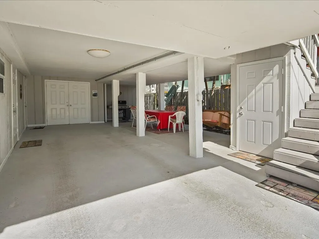 565 Coconut Avenue W Goodland FL 34140