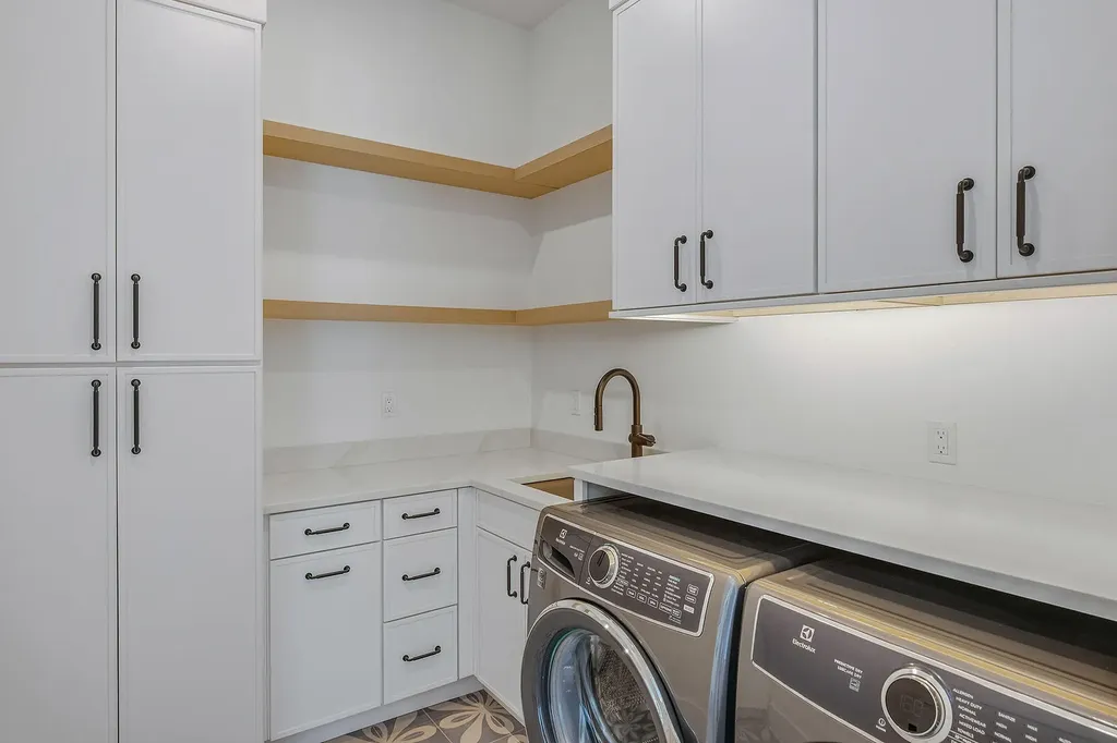 810 Elm Court Marco Island FL 34145