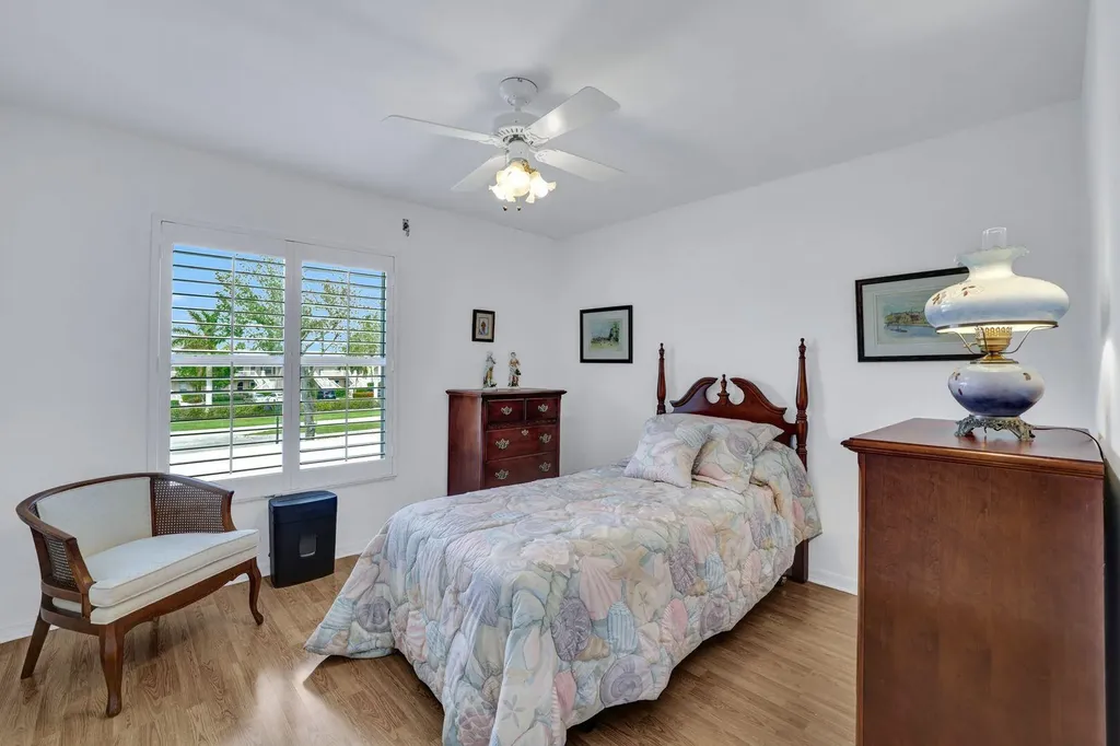 1006 Mainsail Drive Naples FL 34114