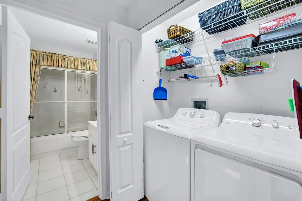 1006 Mainsail Drive Naples FL 34114