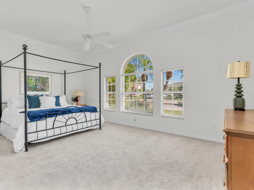 9167 Pinnacle Court Naples FL 34113