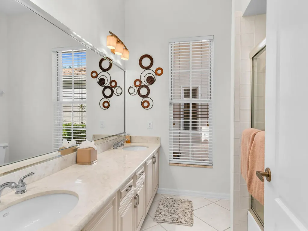 9167 Pinnacle Court Naples FL 34113