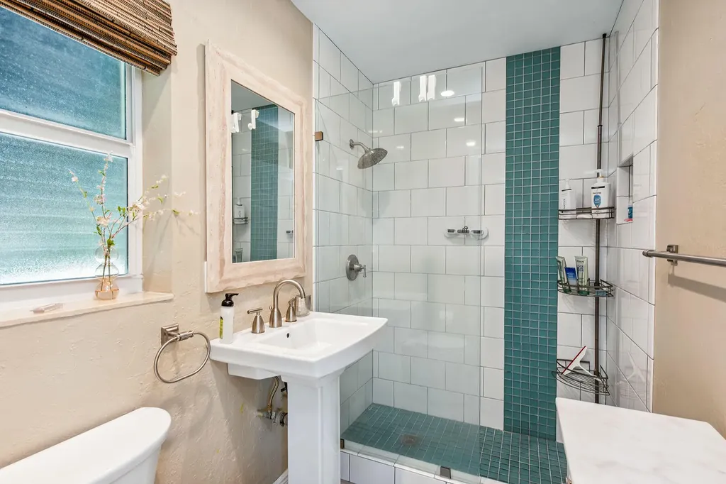 140 Landmark Street Marco Island FL 34145