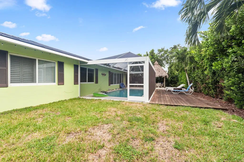 140 Landmark Street Marco Island FL 34145