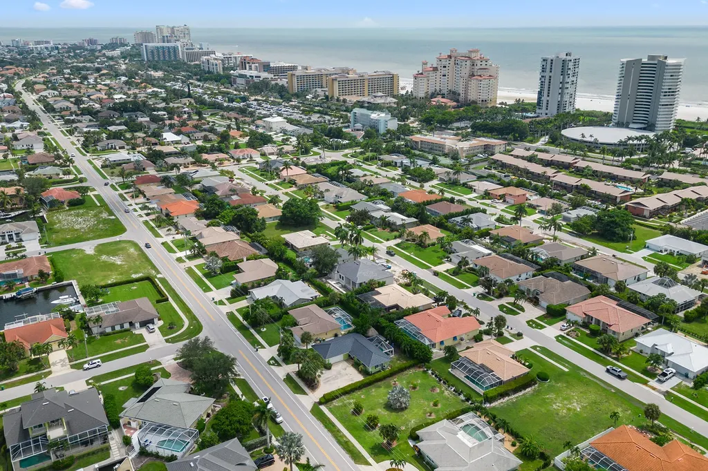 140 Landmark Street Marco Island FL 34145