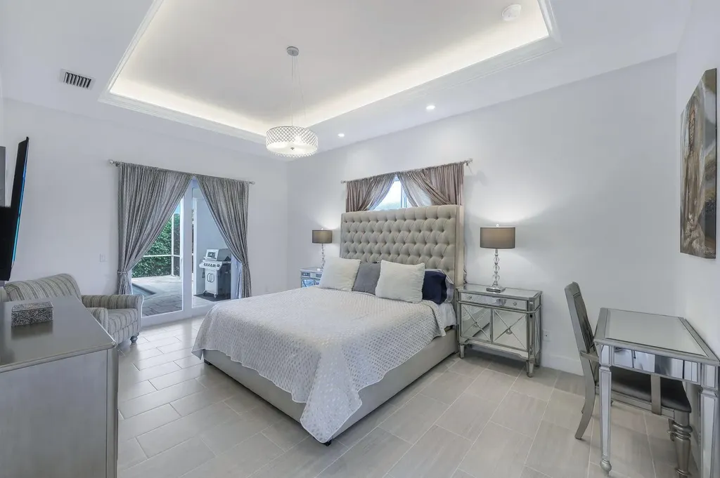 483 Hartley Street Marco Island FL 34145