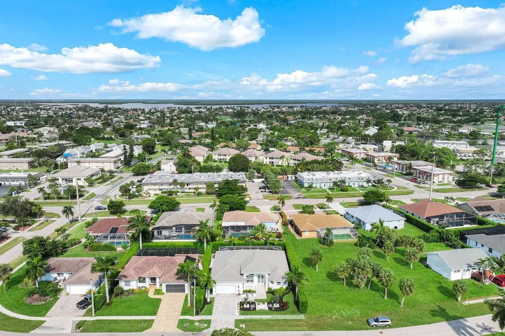 483 Hartley Street Marco Island FL 34145