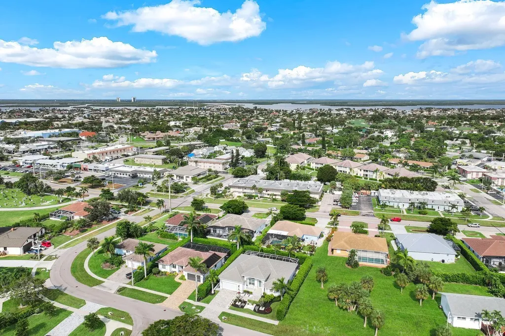 483 Hartley Street Marco Island FL 34145