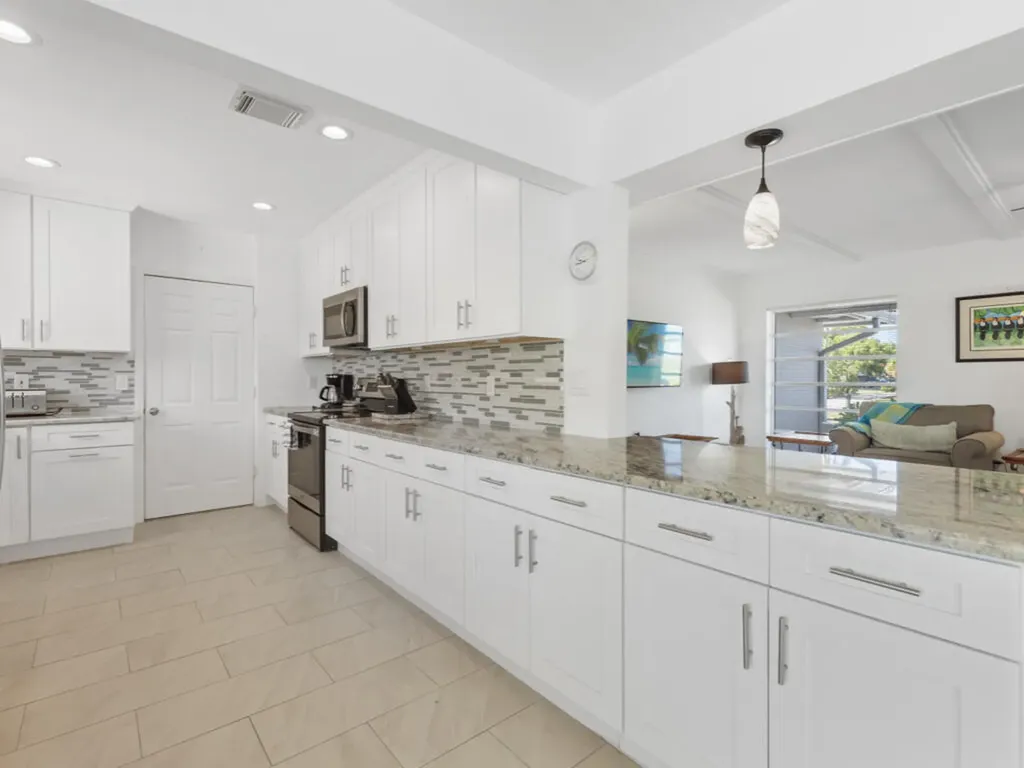 1258 Jamaica Marco Island FL 34145