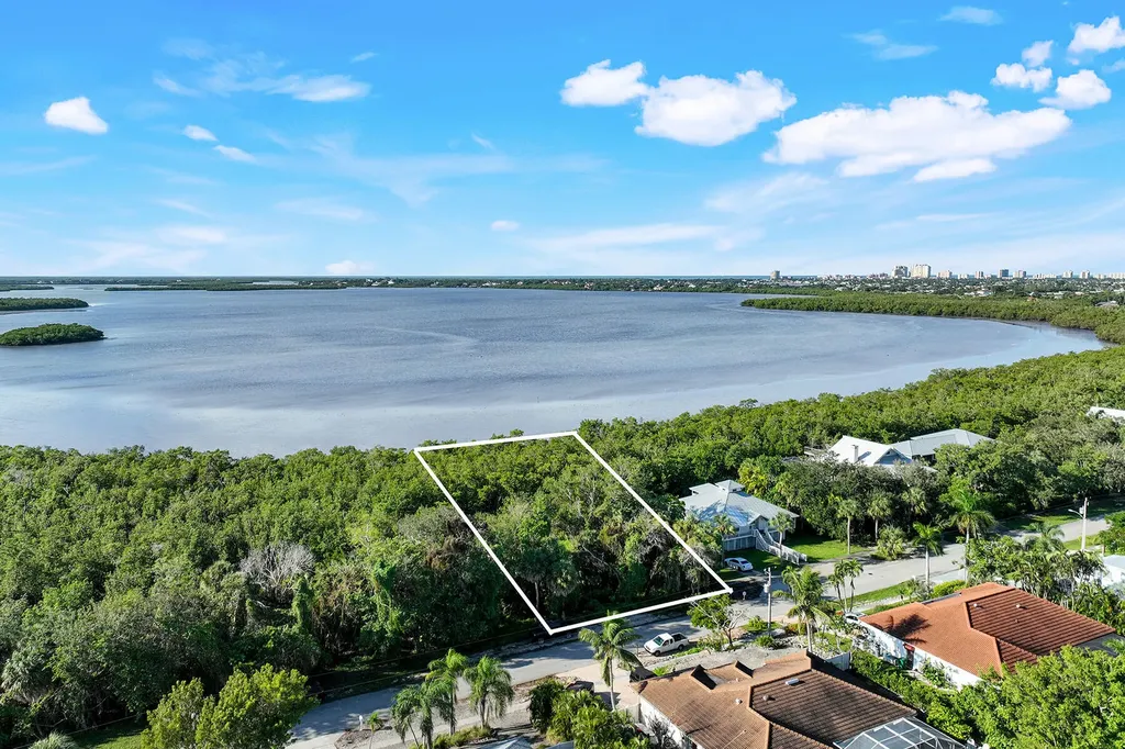 2011 Sheffield Avenue Marco Island FL 34145