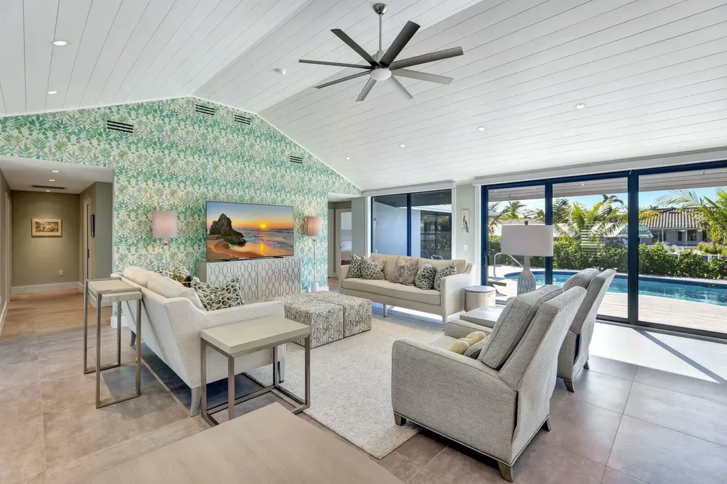 837 Elm Court Marco Island FL 34145