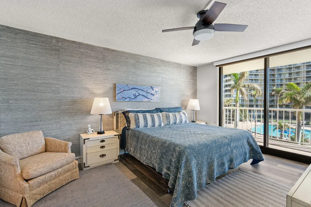 440 Seaview Court Marco Island FL 34145