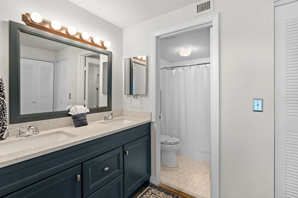 440 Seaview Court Marco Island FL 34145