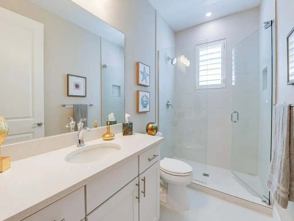 202 Indies Drive E Naples FL 34114