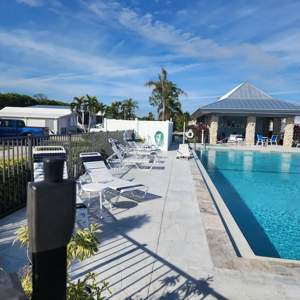 535 Cheetah Drive Naples FL 34114