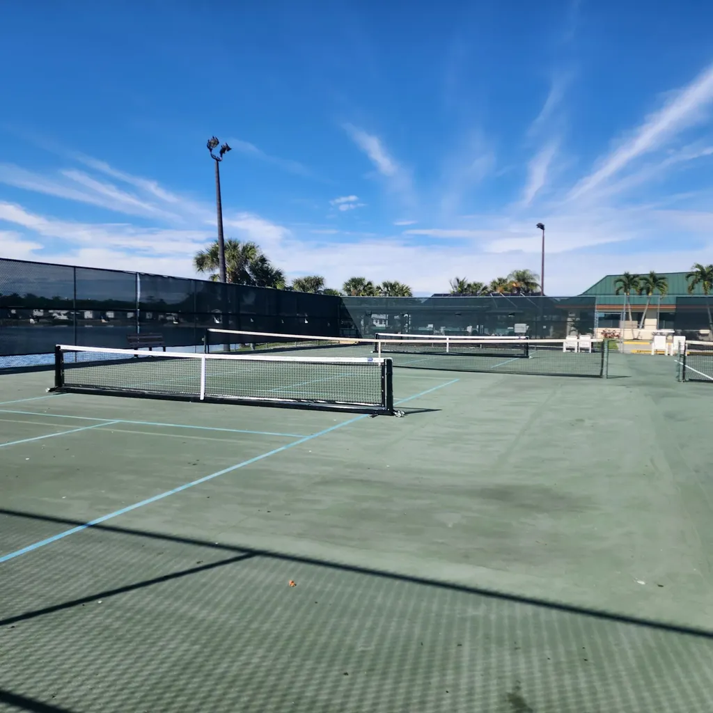 535 Cheetah Drive Naples FL 34114