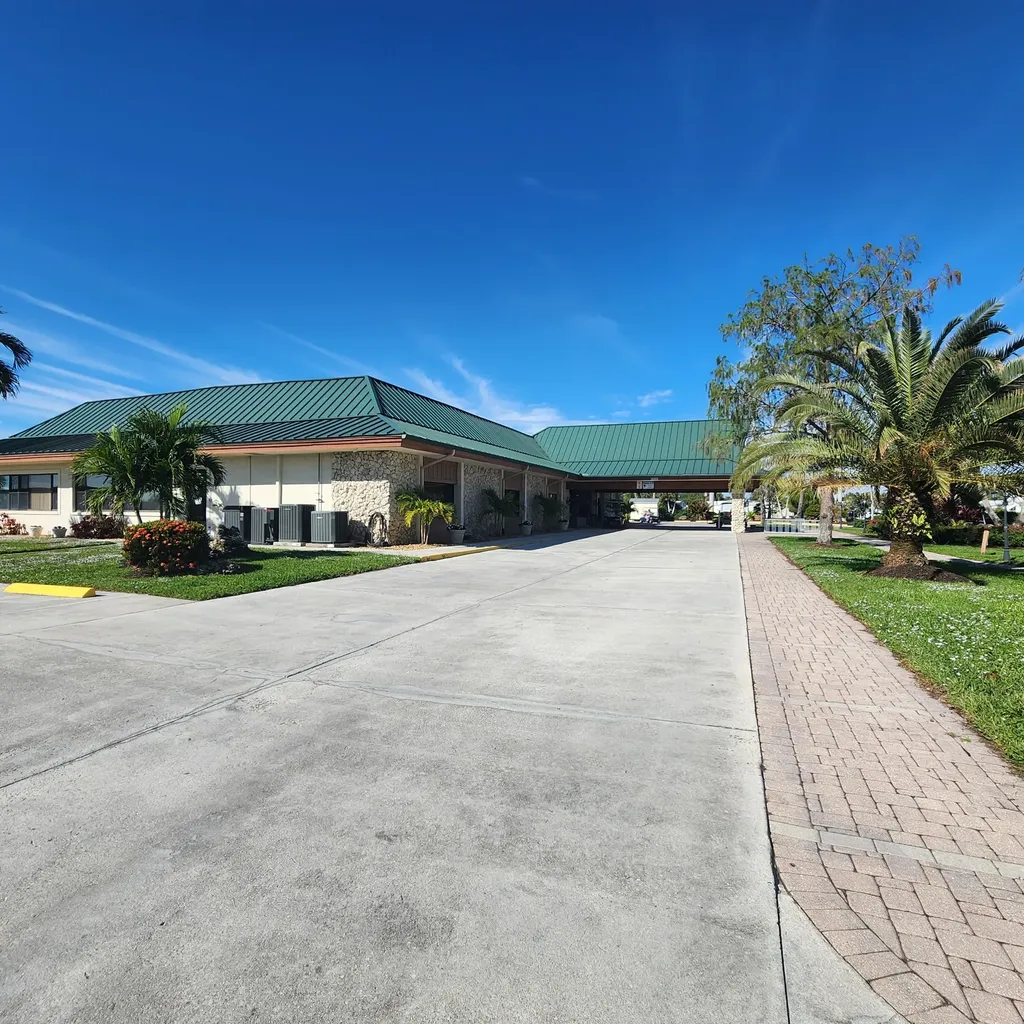 535 Cheetah Drive Naples FL 34114