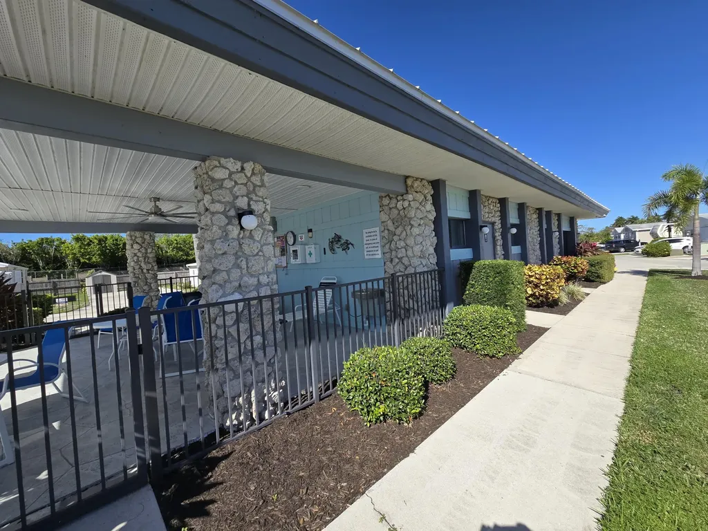 535 Cheetah Drive Naples FL 34114