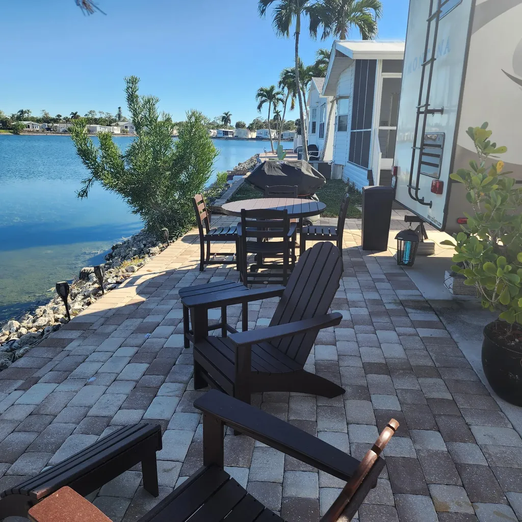 535 Cheetah Drive Naples FL 34114