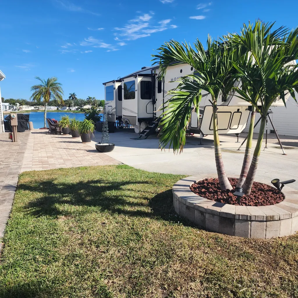 535 Cheetah Drive Naples FL 34114